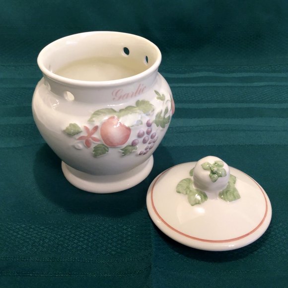 Boots CO. PLC. Nottingham England Orchard Garlic Storage Jar & Lid - Picture 3 of 10